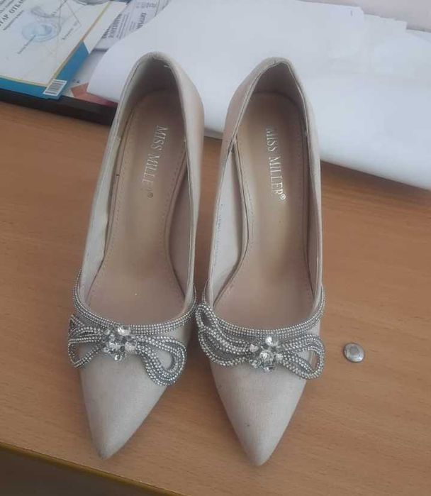 Новые туфли 36 размер.