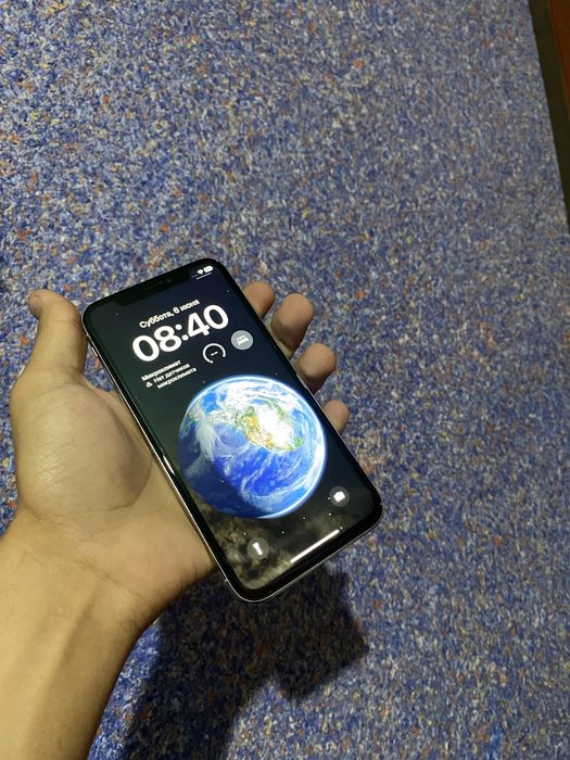 IPhone. X   64g.