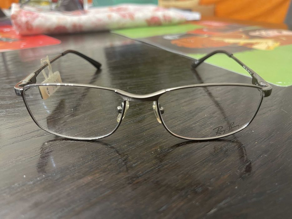 Елегантни хромирани правоъгълни рамки за очила RAY BAN