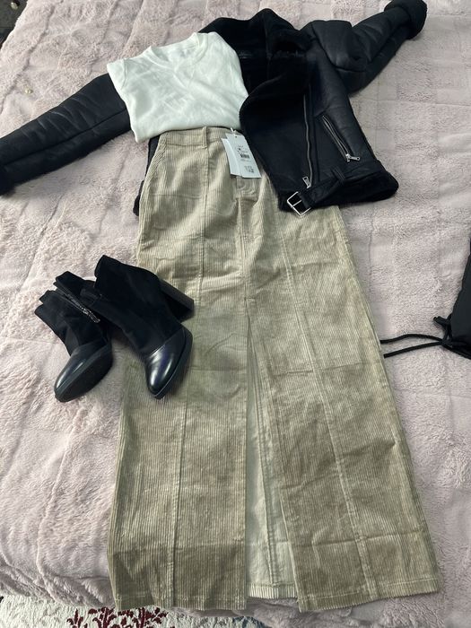 Весь образ за 700 тысяч все в отличном состоянии юбка новая