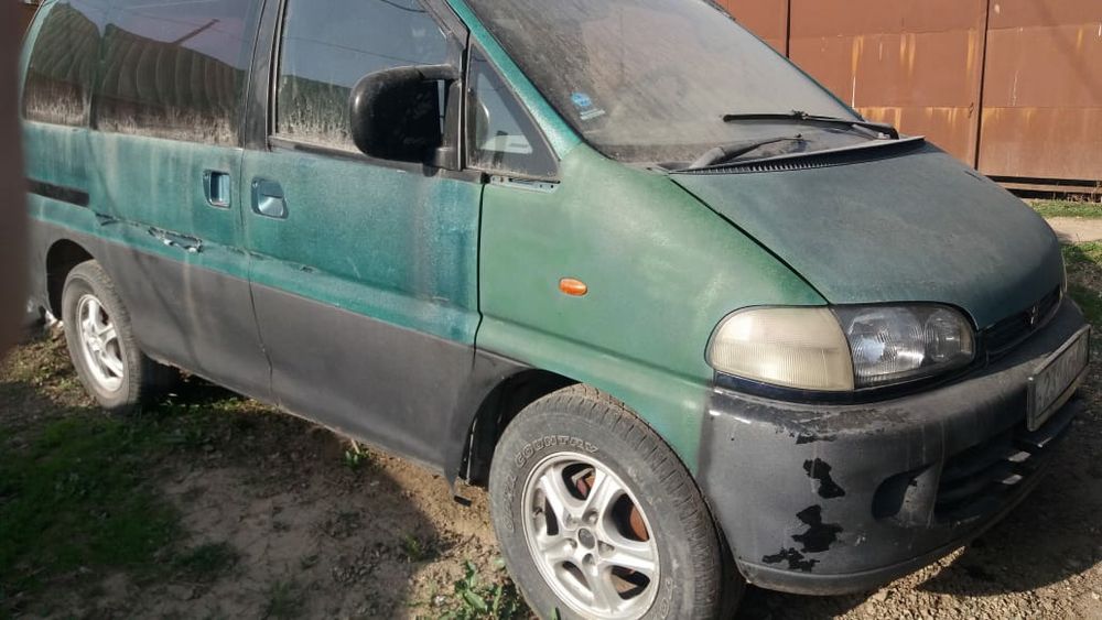 Митсубиси Спейс Гир.