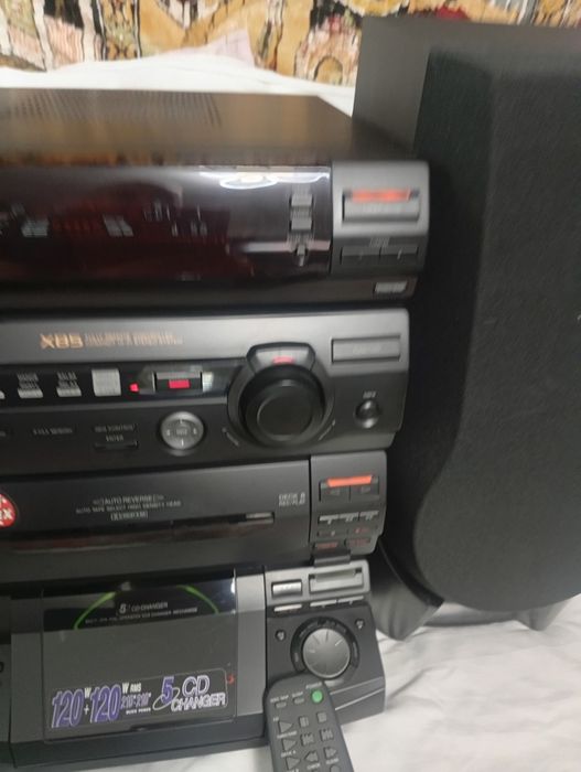 Radio caset Sony dublu autorevers cu 5Cd x85