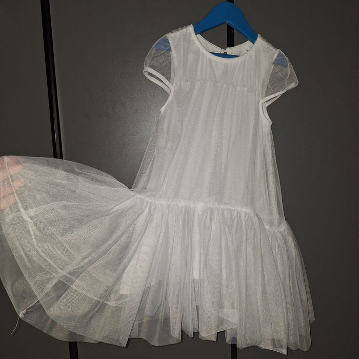 Продам детские платья