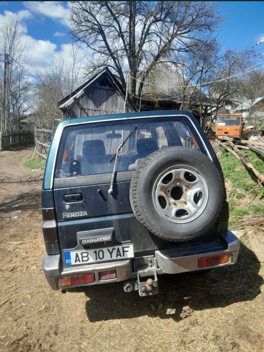 Vând daihatsu feroza