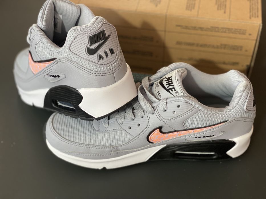 Adidasi Originali Nike Air Max 90 NN , Noi in Cutie !