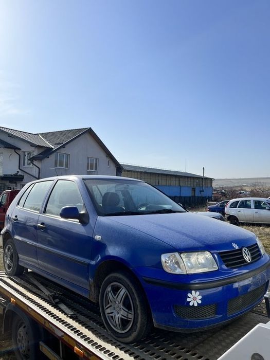 Dezmembrez piese Polo 6N