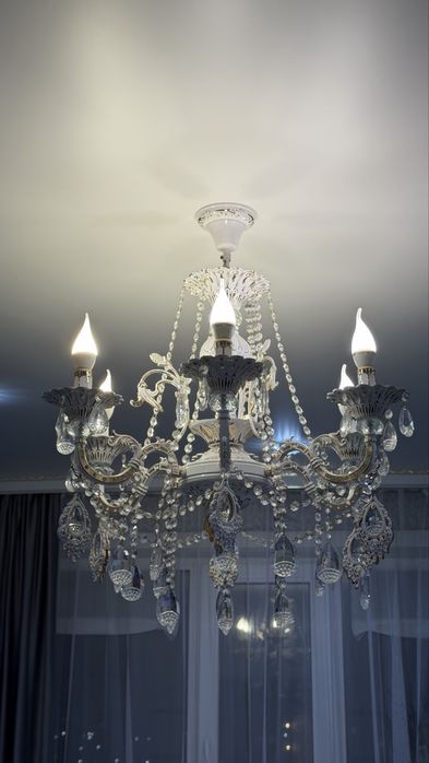 Продам красивые люстры