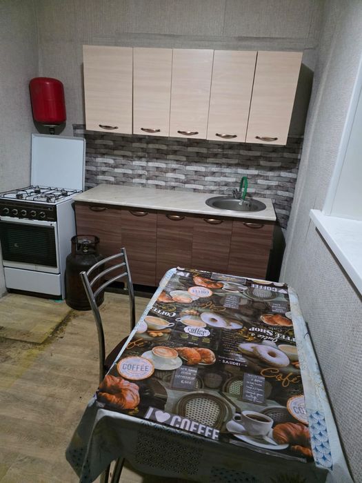 Сдаю 2 комнатную квартиру.