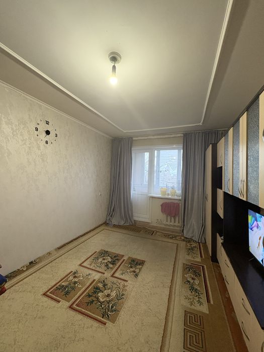 Продам 1 комн. квартиру возле 10 школы
