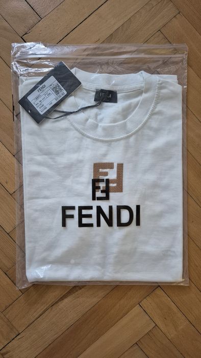 НАМАЛЕНИЕ! Оригинална мъжка тениска Fendi - Размер Л - 100% памук