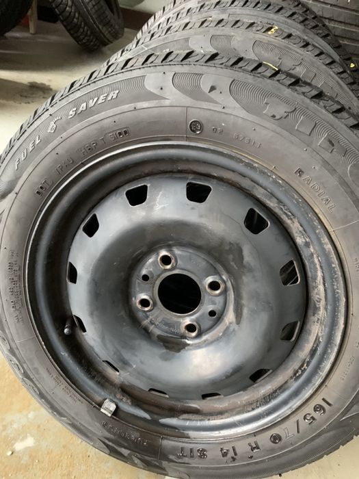 Anvelope vara Firestone165/70/14 pe janta 5.1/2x14 ET41,5-4x100