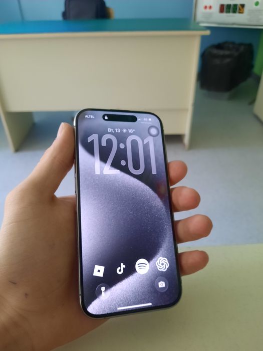 Apple Iphone 15 pro 256gb