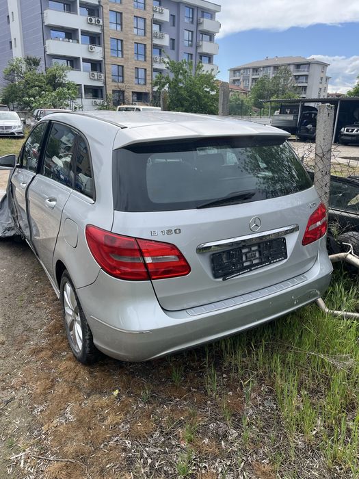 Мерцедес B180 B200 B220  W246 2012 на части 651