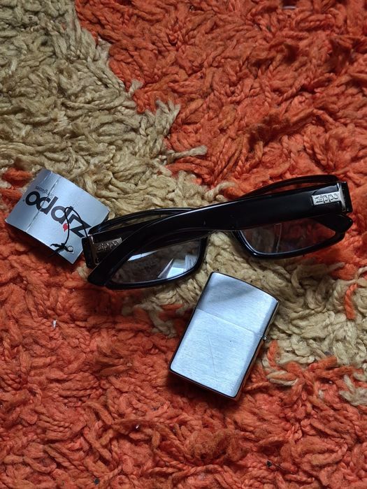 Bricheta/ochelari soare Zippo