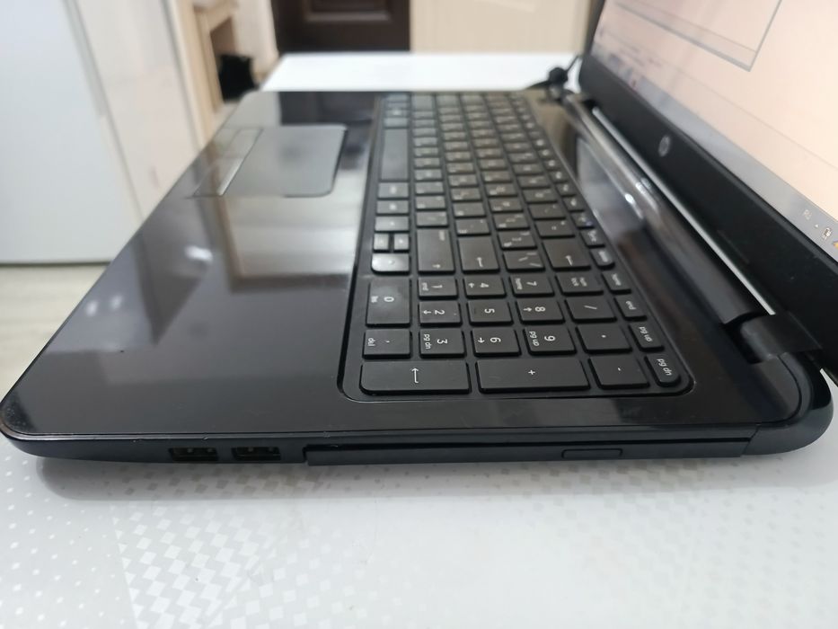 Ноутбук Hp в отличном состоянии