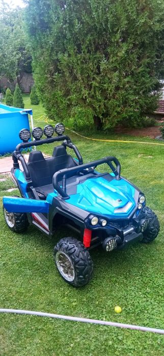 Детская машина джип