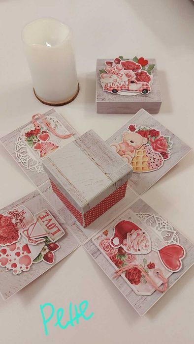 Ръчна експлодираща кутия за Свети Валентин и за влюбени