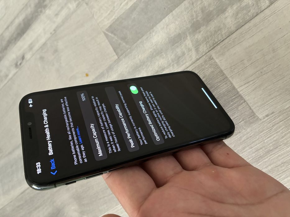 Iphone x.