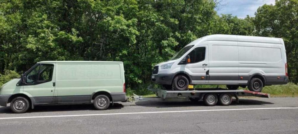 Бусове под наем 3бр. товарни 1бр. пътнически и автоплатформа Бургас