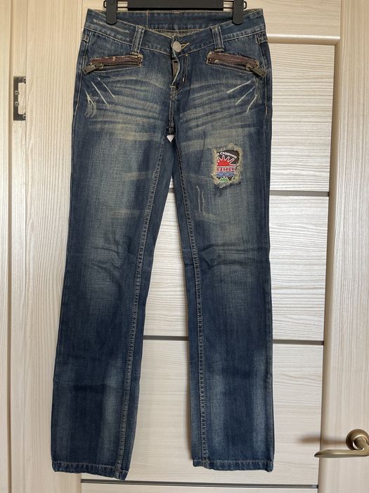 Джинсы DSQUARED состояние НОВЫХ