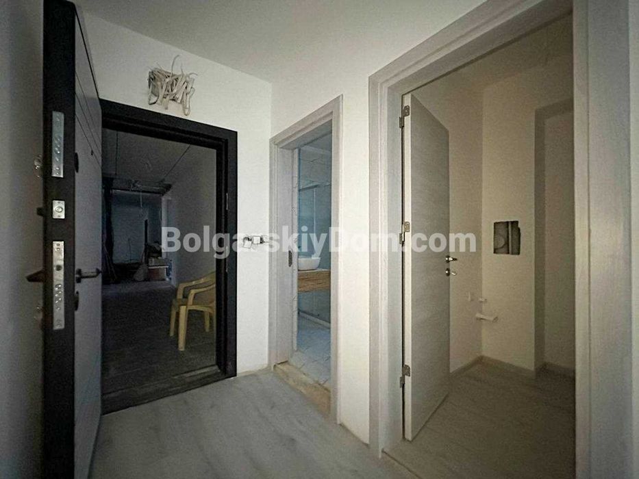 Продава се Едностаен апартамент в к.к. Слънчев бряг - 40 кв.м за 784 €/кв.м - Снимка #2