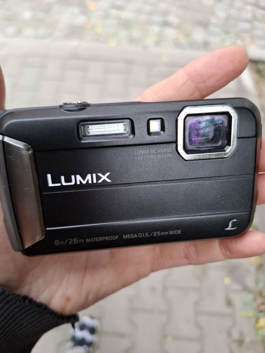 Компактен дигитален фотоапарат PANASONIC LUMIX DMC- FT30