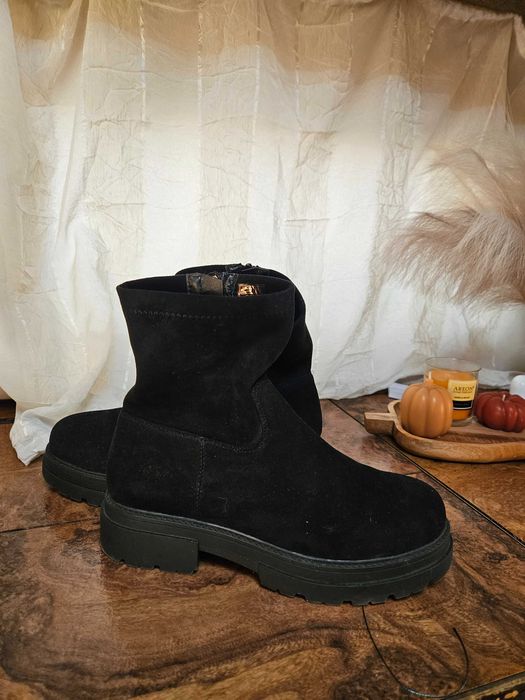 Боти (велурени))