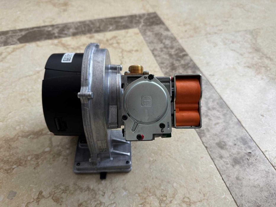 Ventilator centrala termica in condensare Vaillant Ecotec Pure VUW 286/7-2 26.1 kW