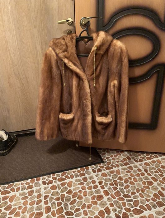 Продам норковую шубу