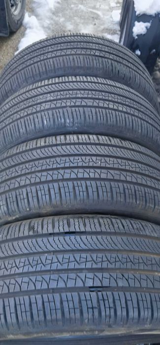 Като Нови 235 50 20 PIRELLI
