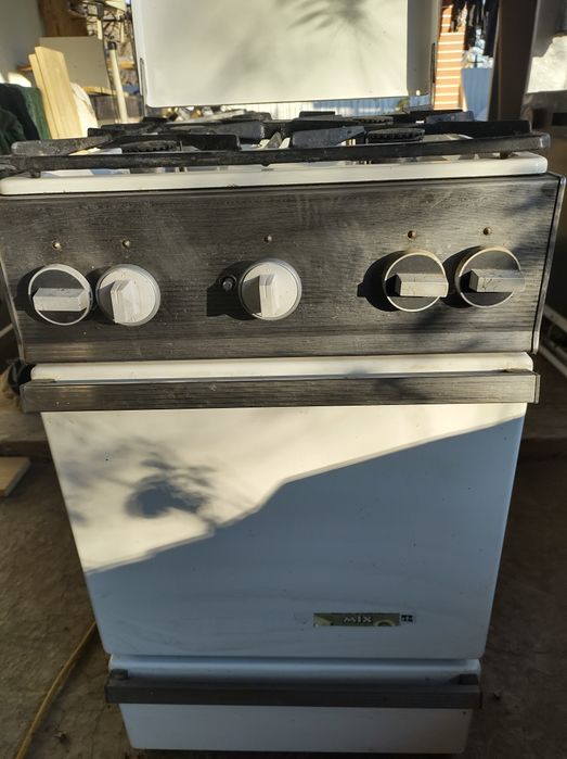 Vand aragaz  folosit pe gaz la conducta