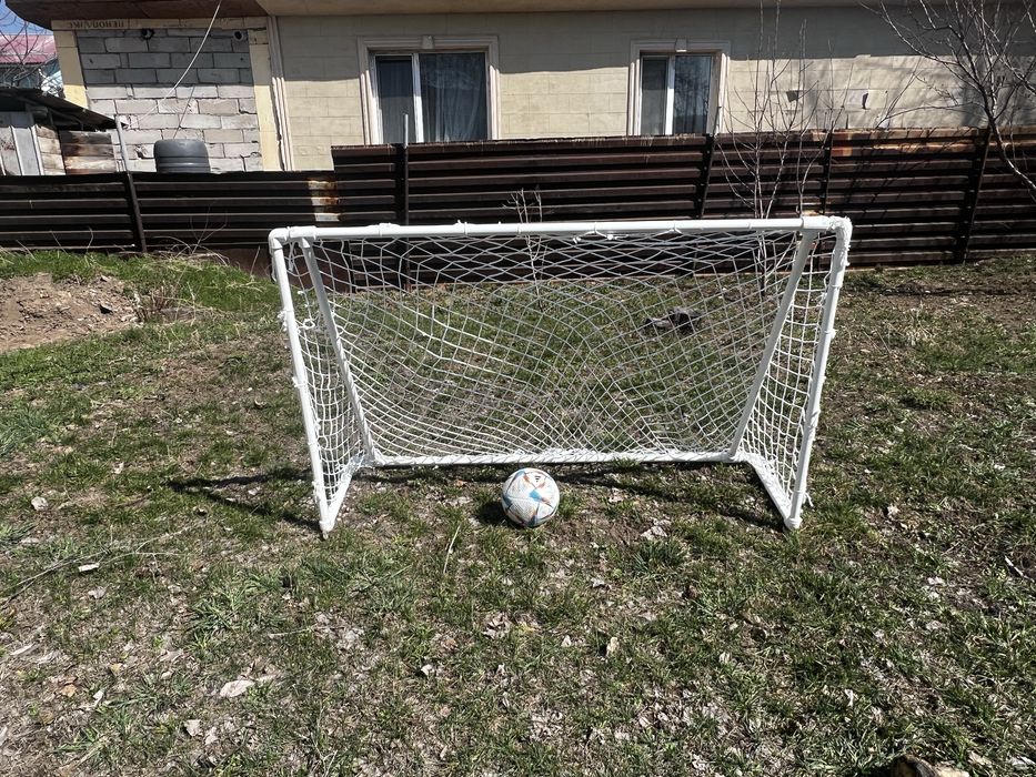 Футбольные ворота