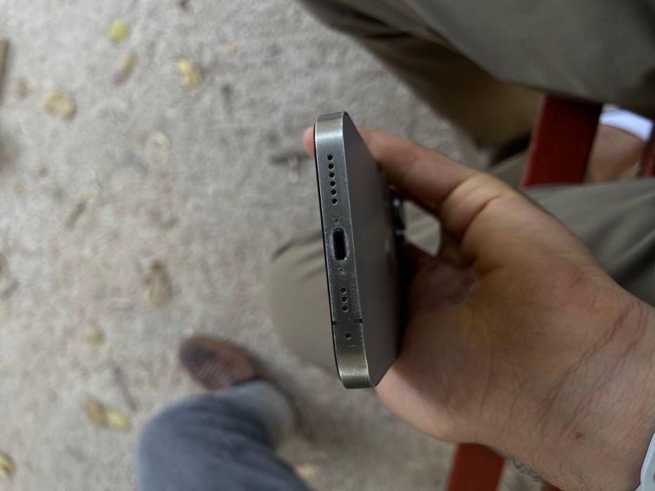 Iphone XR 15 pro qilinigan