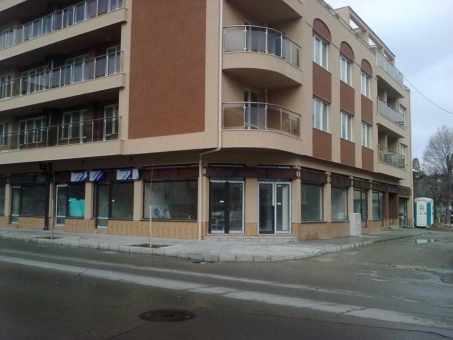 Помещение под  наем 33 кв м,център Русе