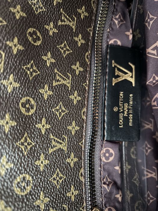 Дамска чанта Louis vuitton