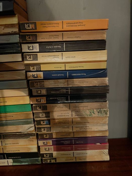 Продам книги разные