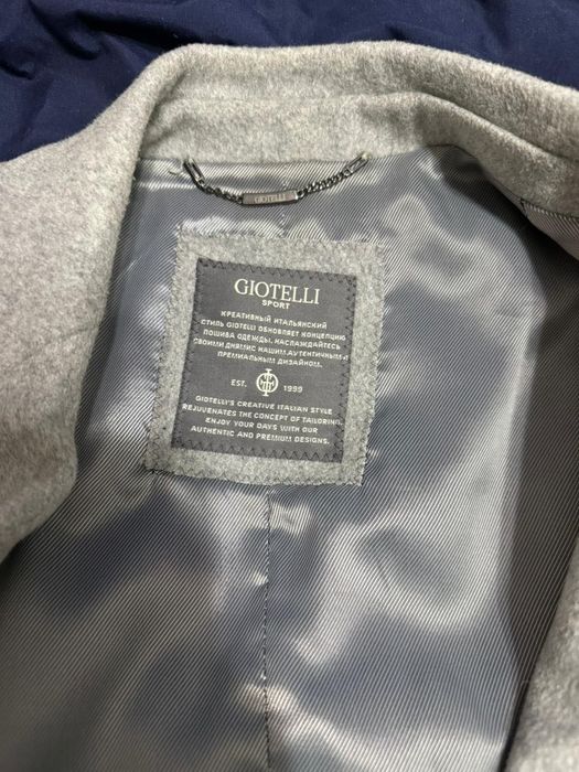 Стильное мужское пальто