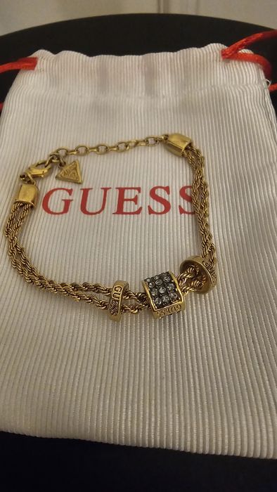 Бижута, гривни guess, детелини