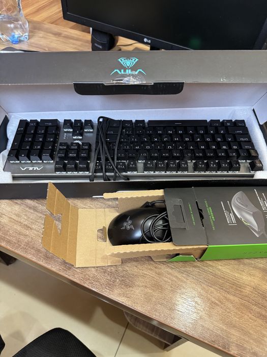 Продается игровая мышка и клавиатура