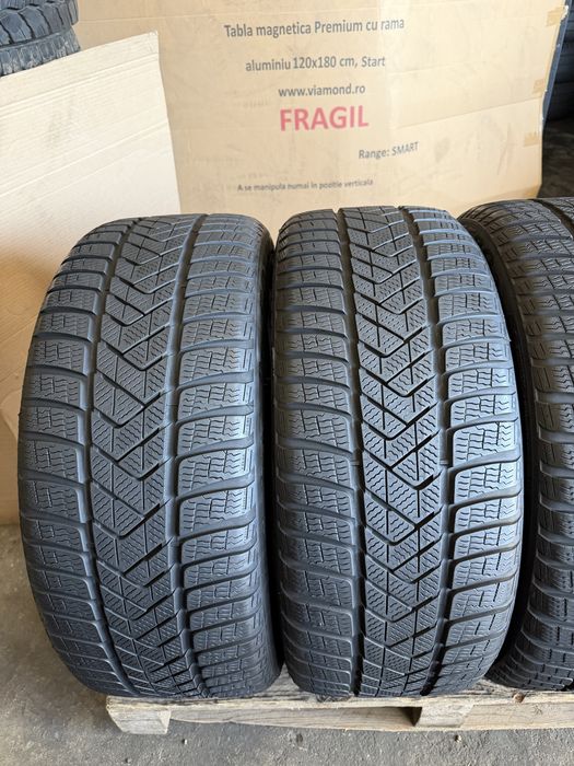 4 anvelope iarna 235/45/18 , 98 V , XL , Pirelli , TO ( echipare Tesla ) , 6.5-7 mm !
