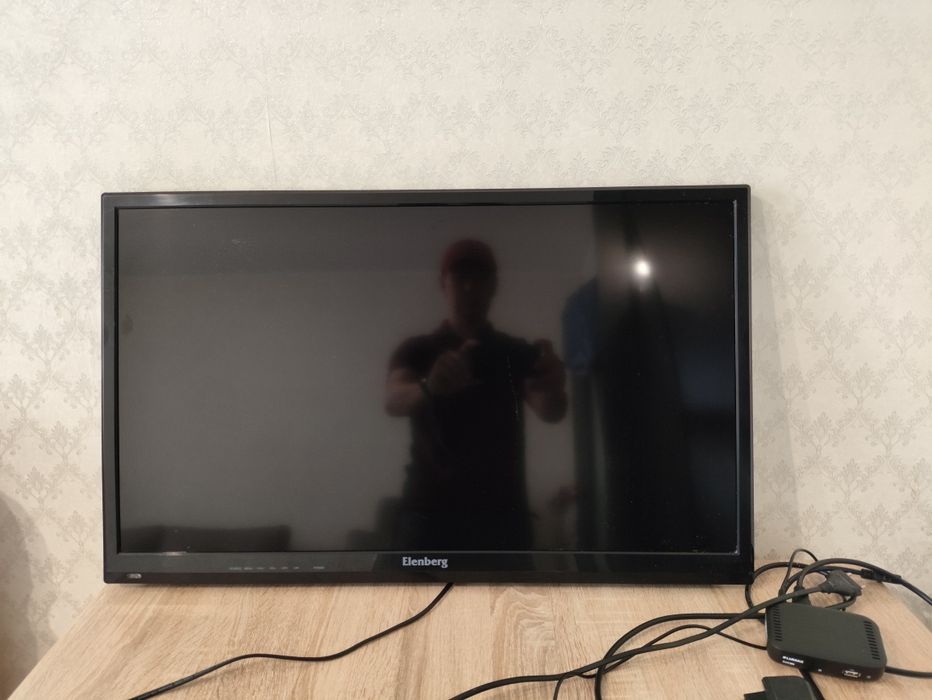 Телевизор Elenberg, 80cm