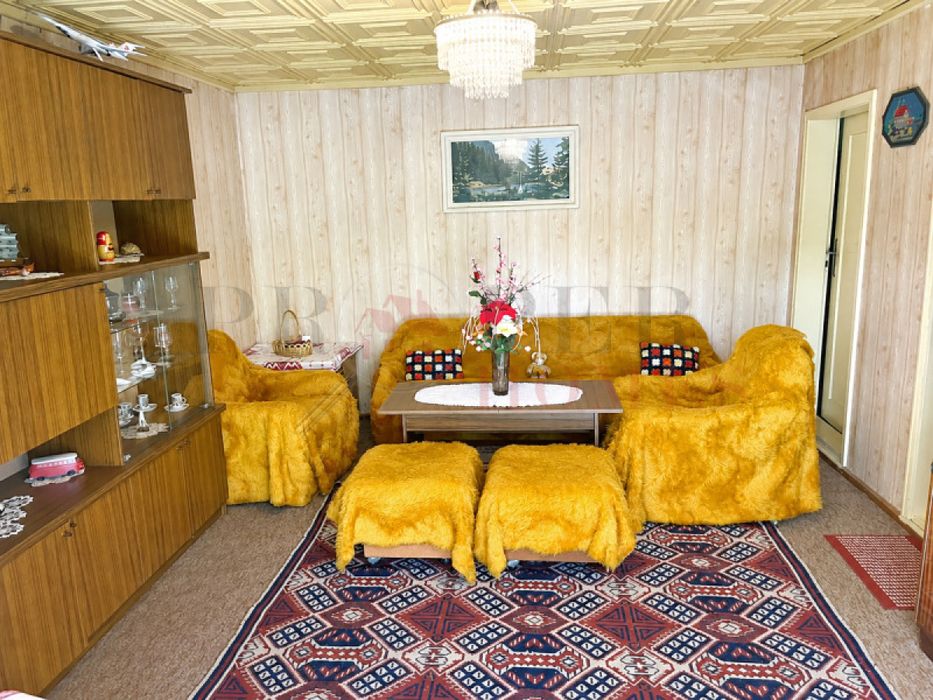 Продажба Къща гр. Горна Оряховица - с. Драганово 101m² и двор 2388m²