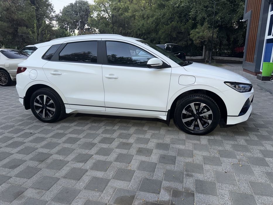 Byd E2 Ev 401 Km 2023 Yil