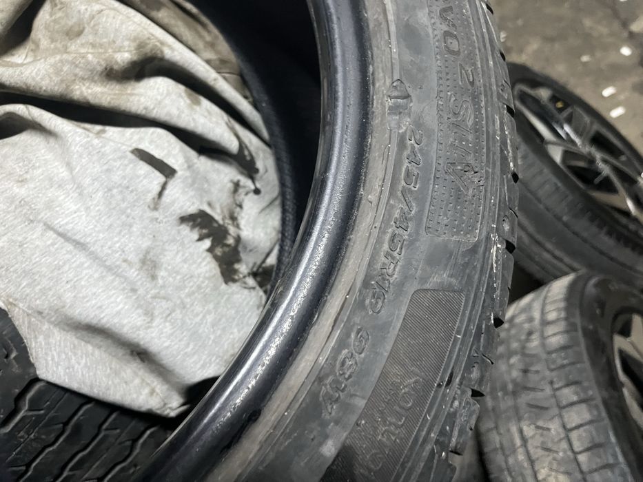 Летняя резина 245 45 R19