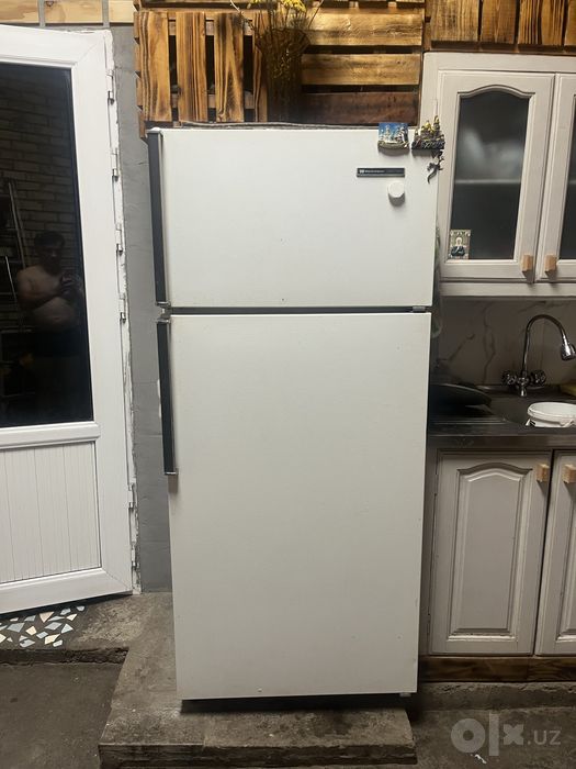Продам большой Американский холодильник
