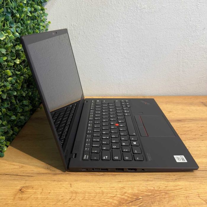Lenovo ThinkPad X1 Carbon Gen 8 Intel Core i7-10510U SSD 512GB RAM 16GB Black - GARANTIE 12 LUNI | TrueGSM