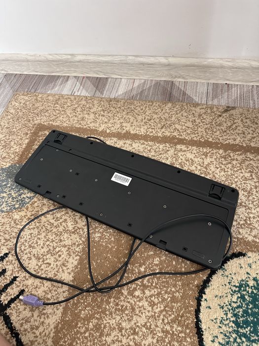 Монитор LG  клавиатура genius