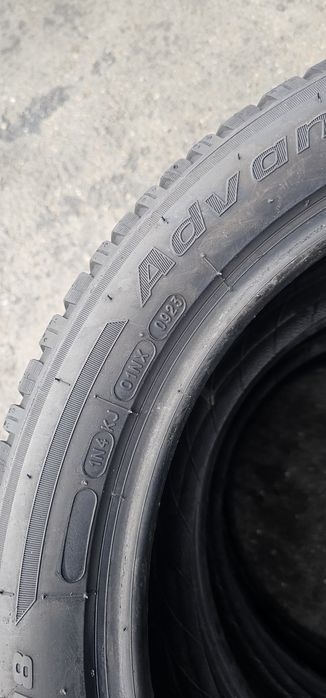 215 50 R 18 BFGoodrich M +S...