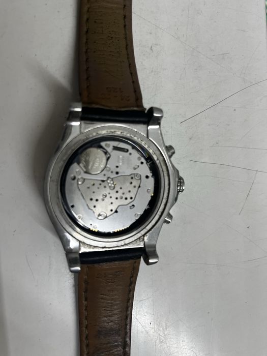 Продам часы фирмы Breitlng