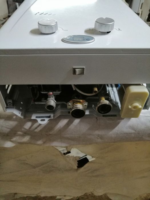 Водонагреватель газовый